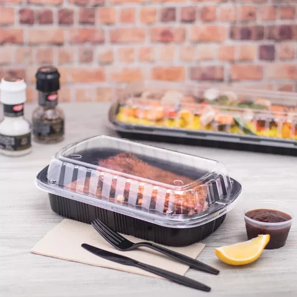 [100 ct] Half Slab Black PP Plastic Rib Container with Clear PP lid