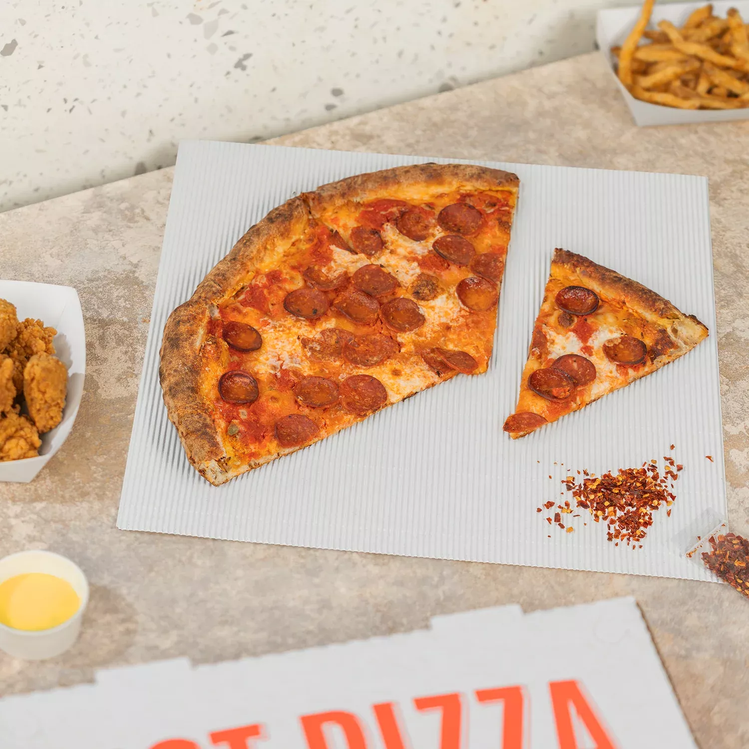 [200 ct] Corrugated Pizza Box Liners, White