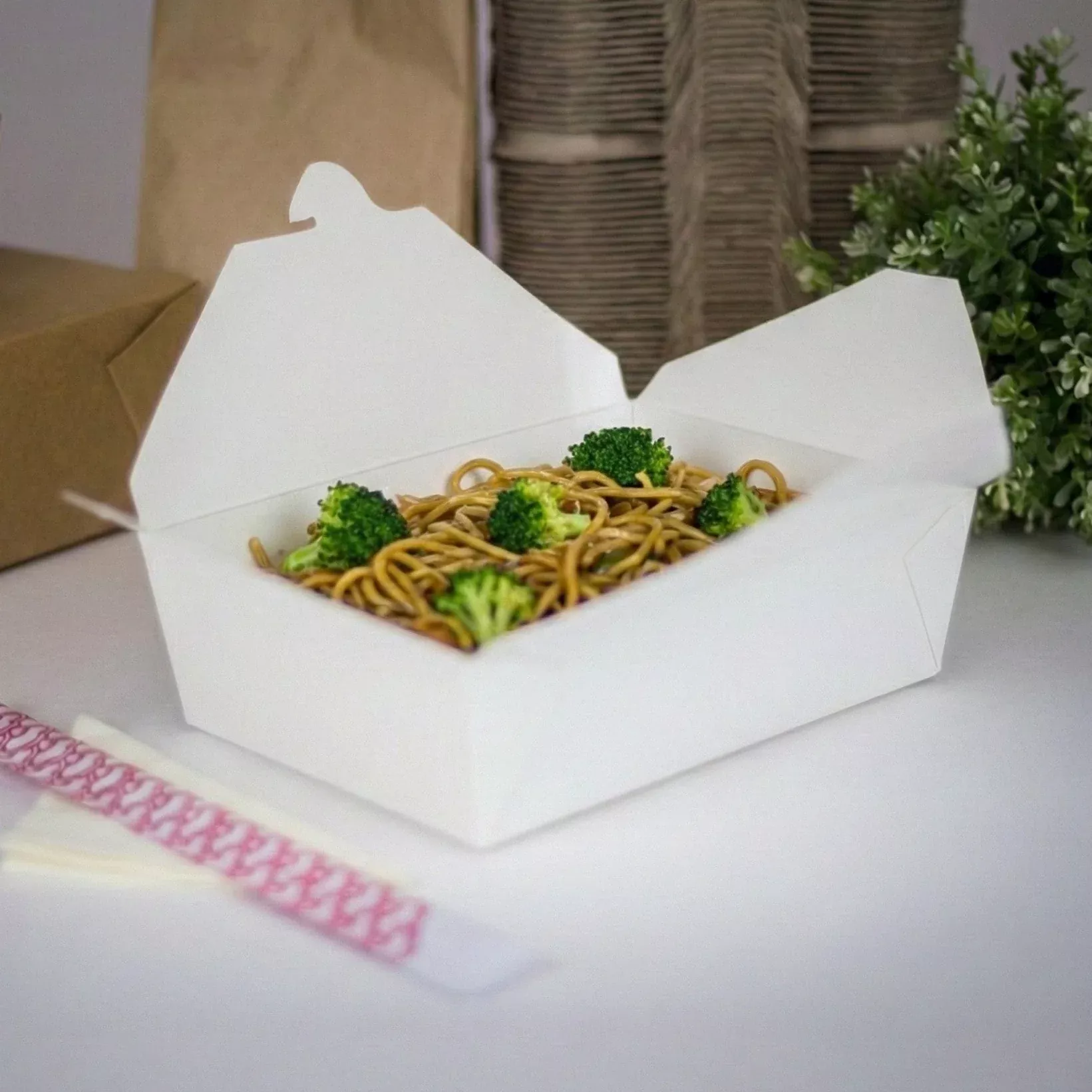 [200 ct] Paper Take-Out Boxes | #3 | 76 oz | White