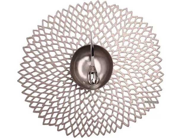 Chilewich Dahlia Placemat – Gunmetal