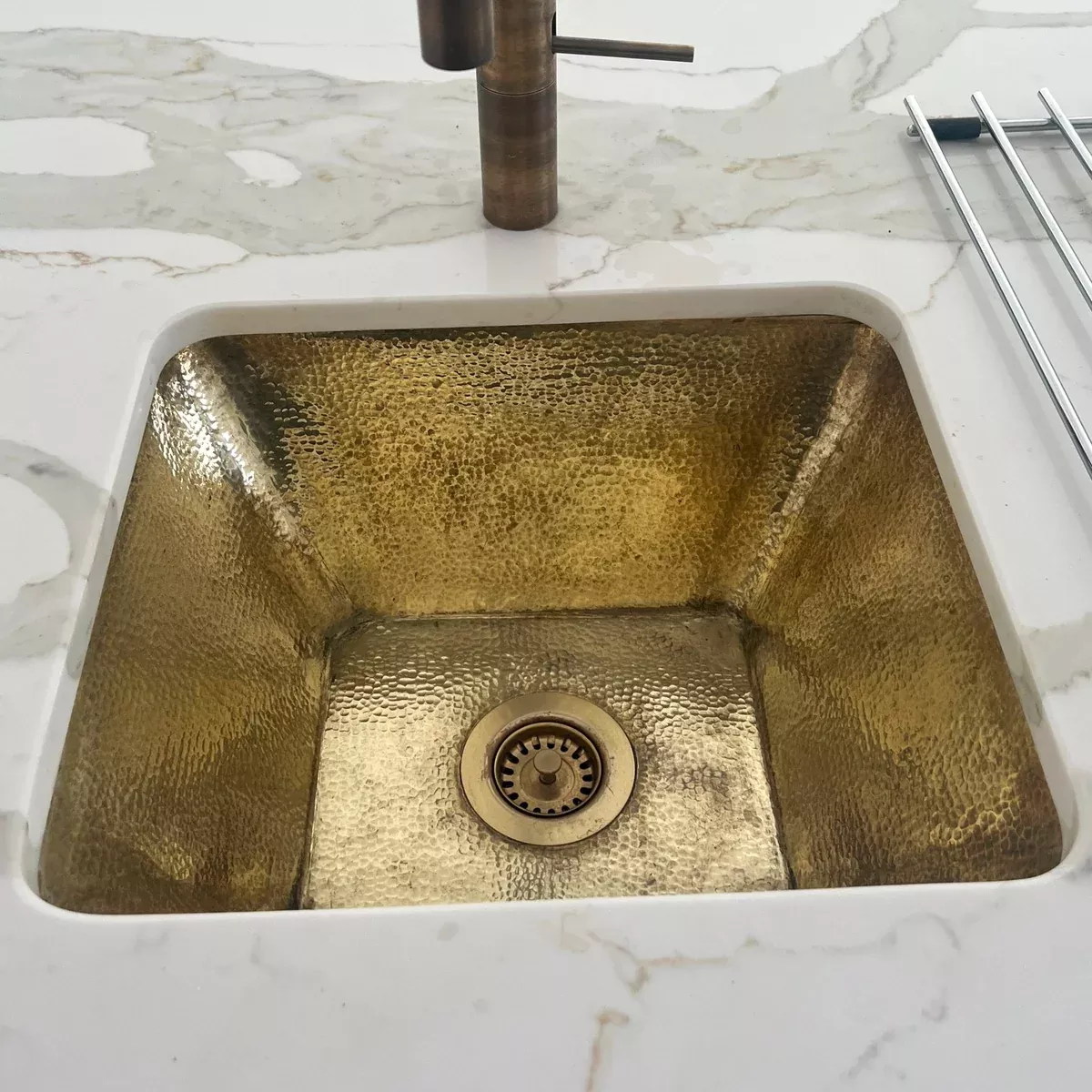 The Dubai Sink