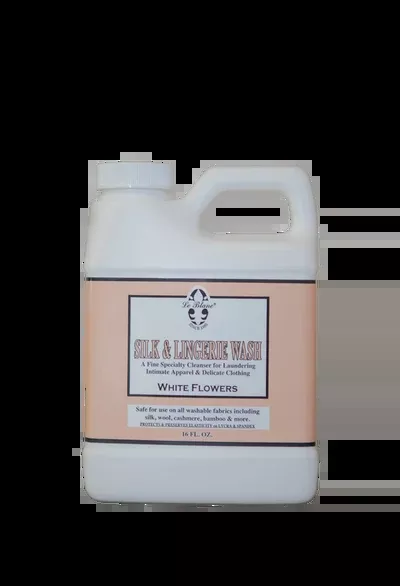 Le Blanc Silk & Lingerie Wash White Flowers – 16oz