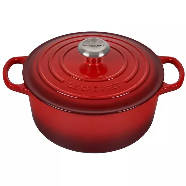 Le Creuset Round Dutch Oven – 4.5QT – Cerise