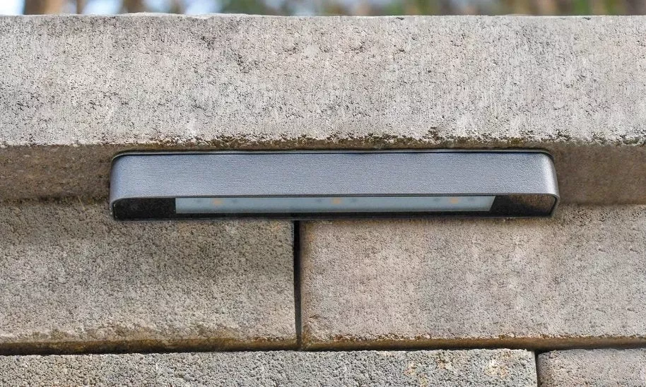 Lumien W3A1 Aluminum Wall Light, Hardscape, 2.5 Watts
