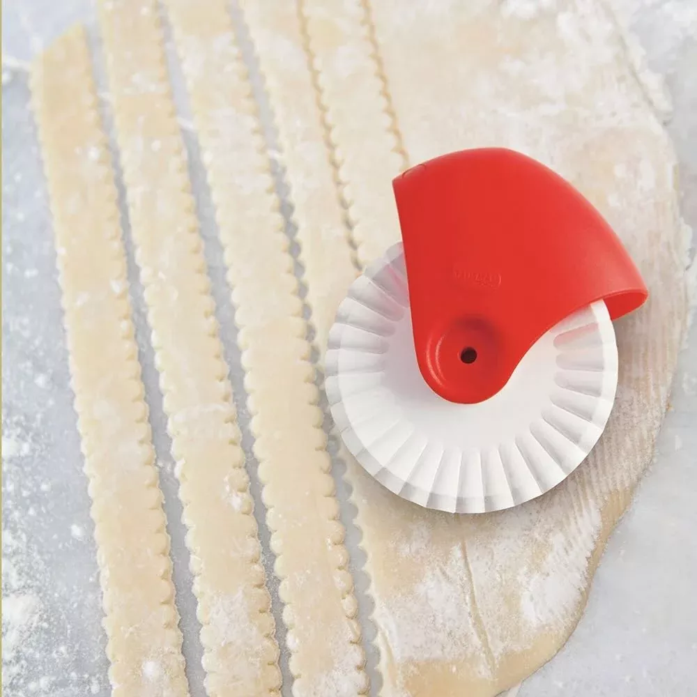 Pastry Wheel Pie Crust Cutter