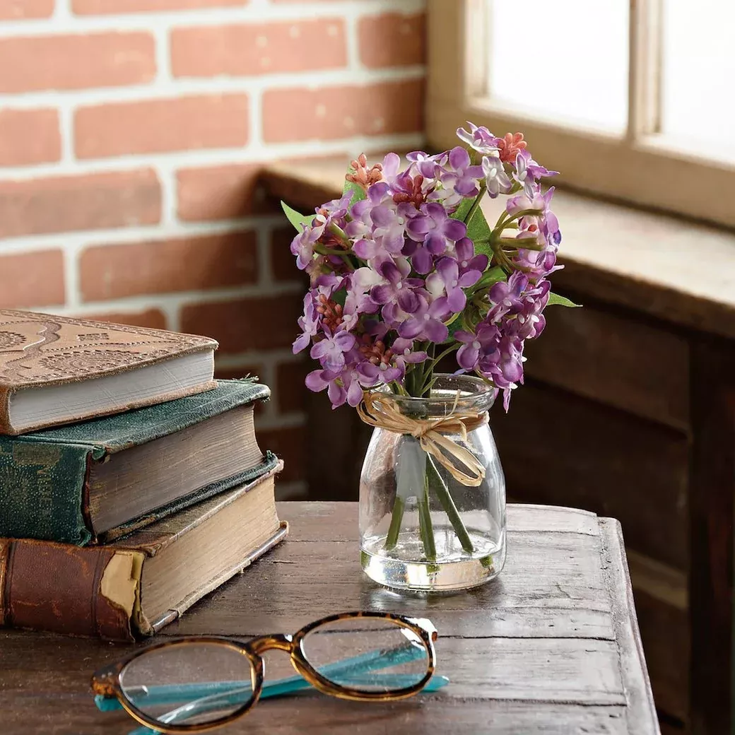 Springtime Purple Lilac blossom Vase
