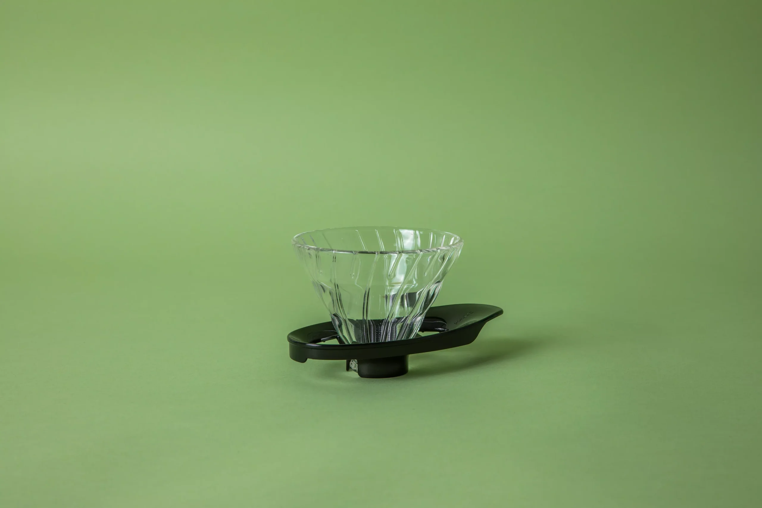 V60 Glass Coffee Dripper - New Oval Base