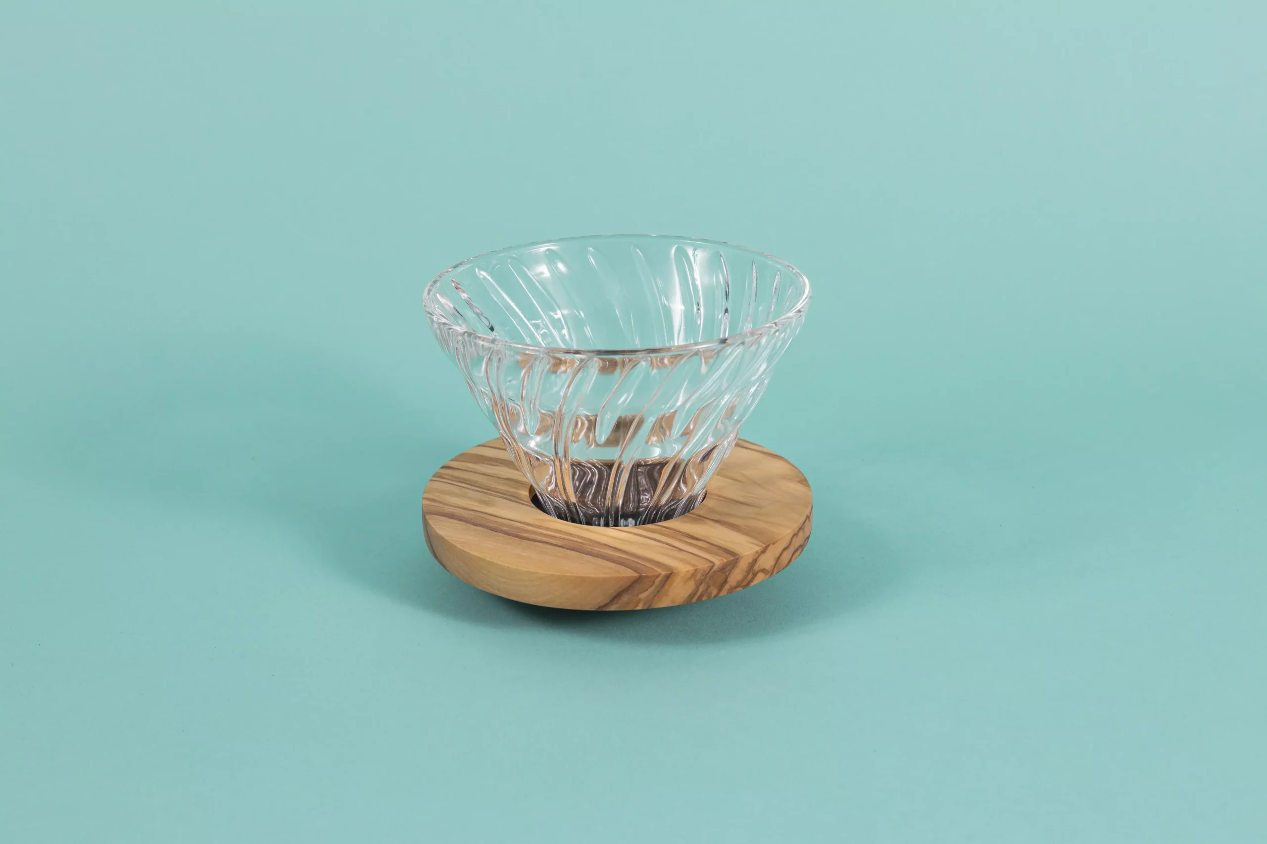 V60 Glass Coffee Dripper - Olive Wood