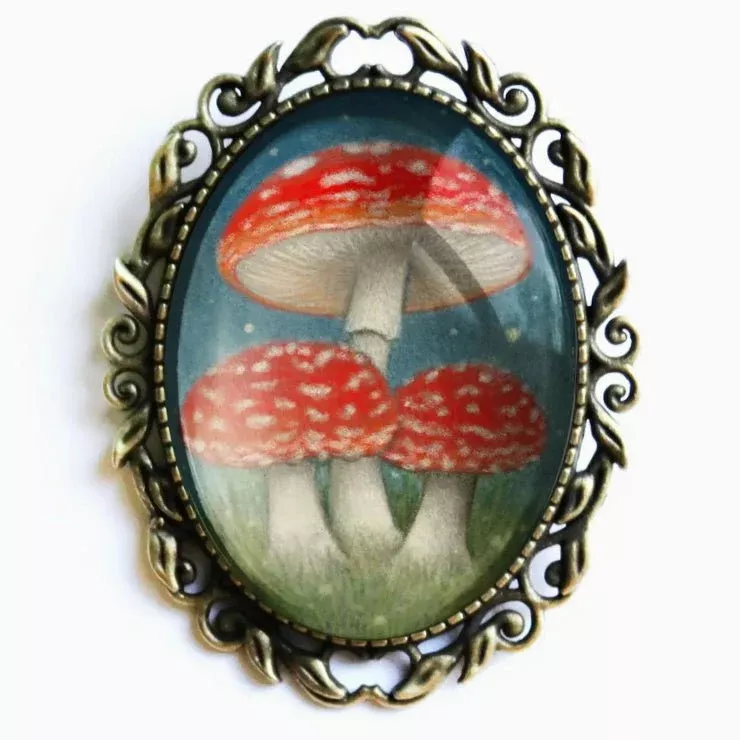 Vintage-Style Cottage Core Mushroom Brooch